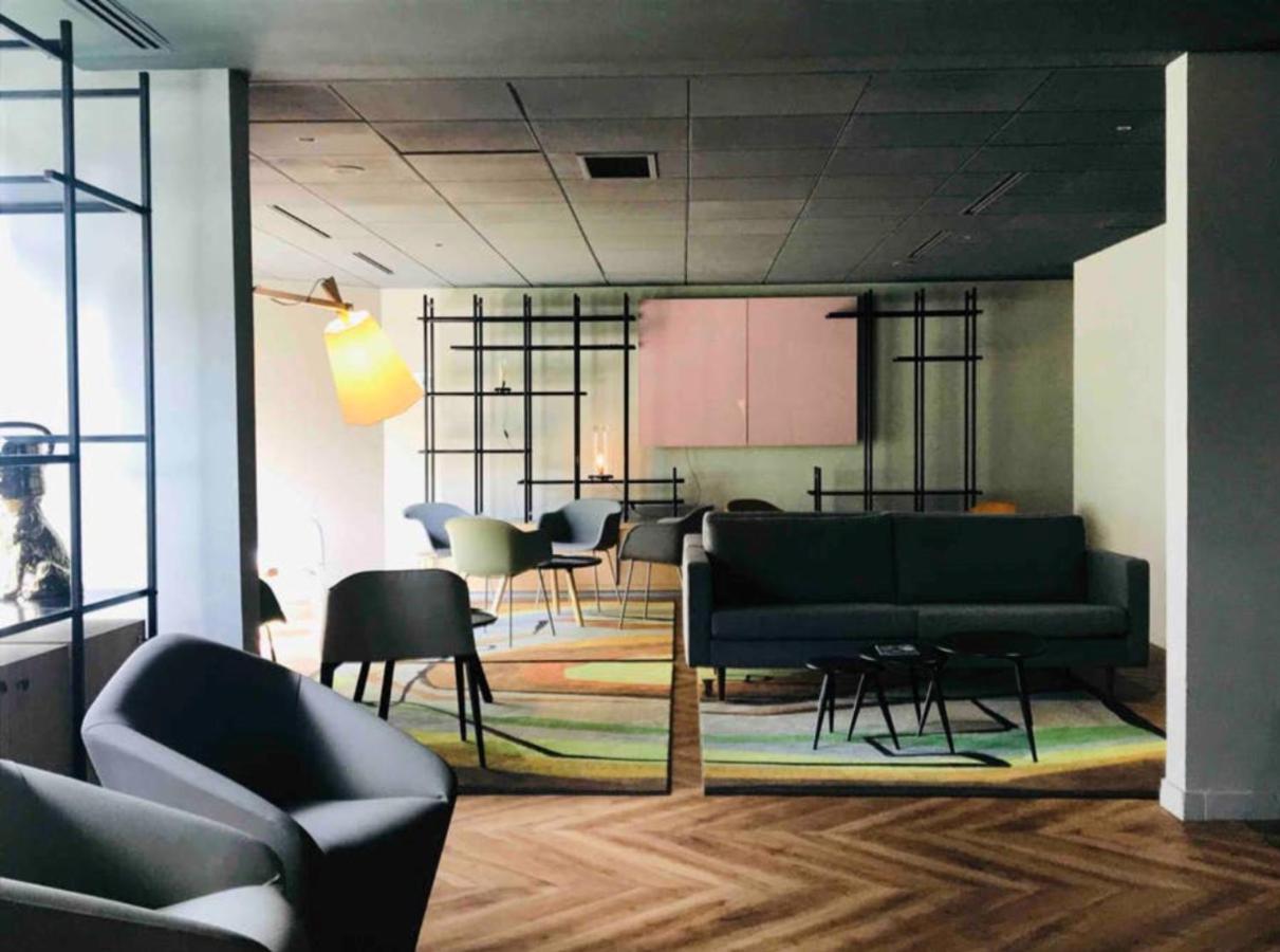 Stayparis 伊西莱穆利诺 外观 照片